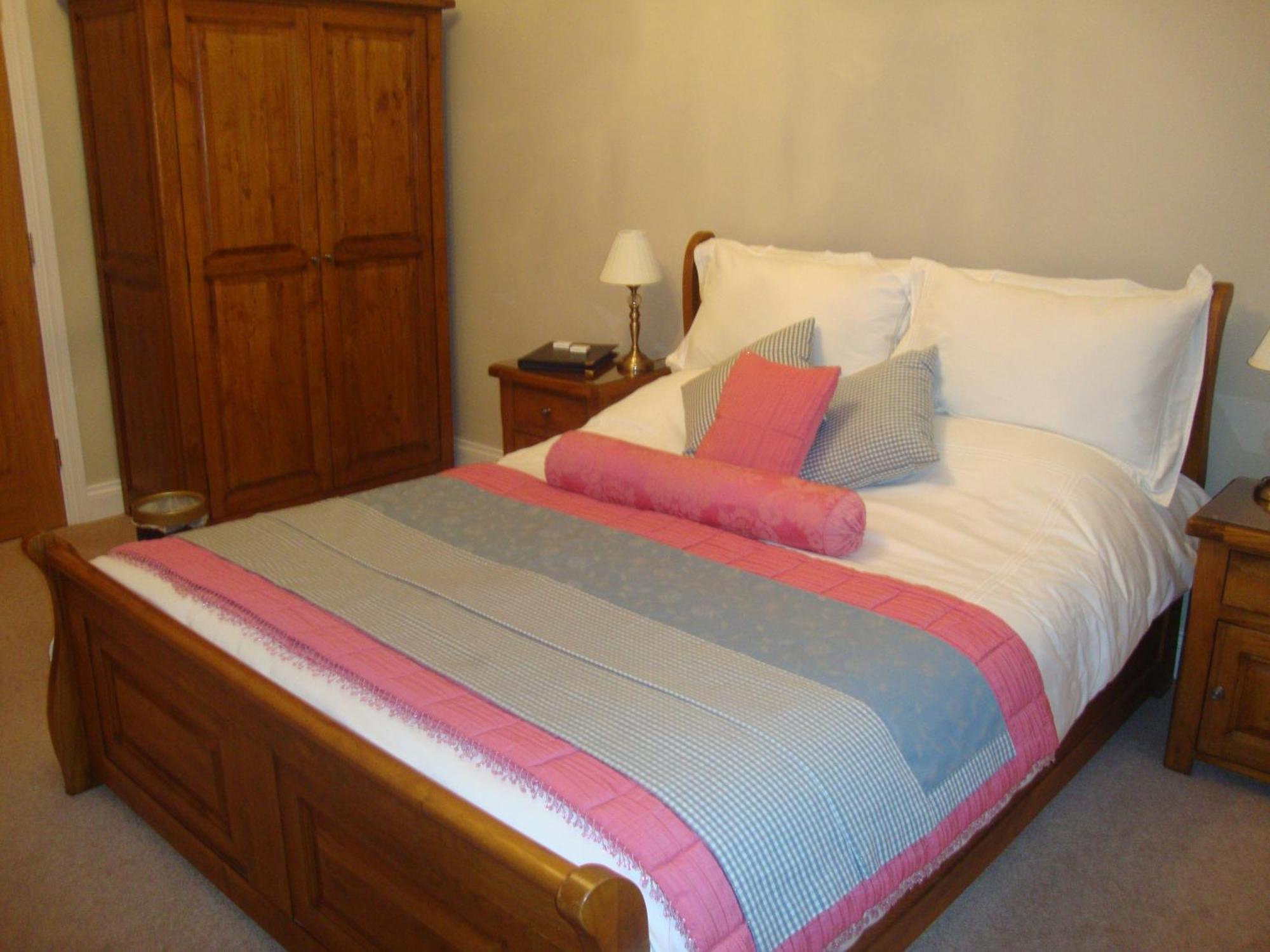 The Paddock Bed & Breakfast Haverfordwest Bagian luar foto